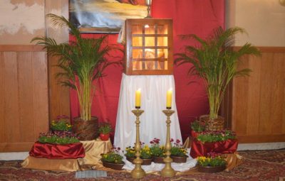 Zdjęcie przedstawia obrzędy wielkiego czwartku.