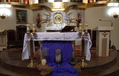 Zdjęcie przedstawia wielki post.