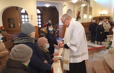 Zdjęcie przedstawia dzień chorego.