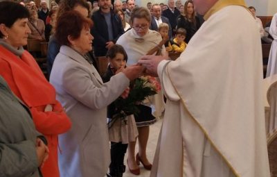 Zdjęcie przedstawia obrzędy Ruchu Szensztackiego.