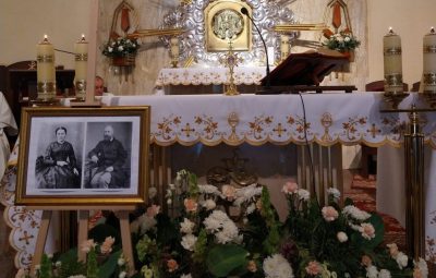 Zdjęcie przedstawia obrzędy Św. Zelia i Ludwik Martin.
