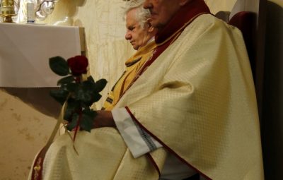 Zdjęcie przedstawia zjazd koleżeński.