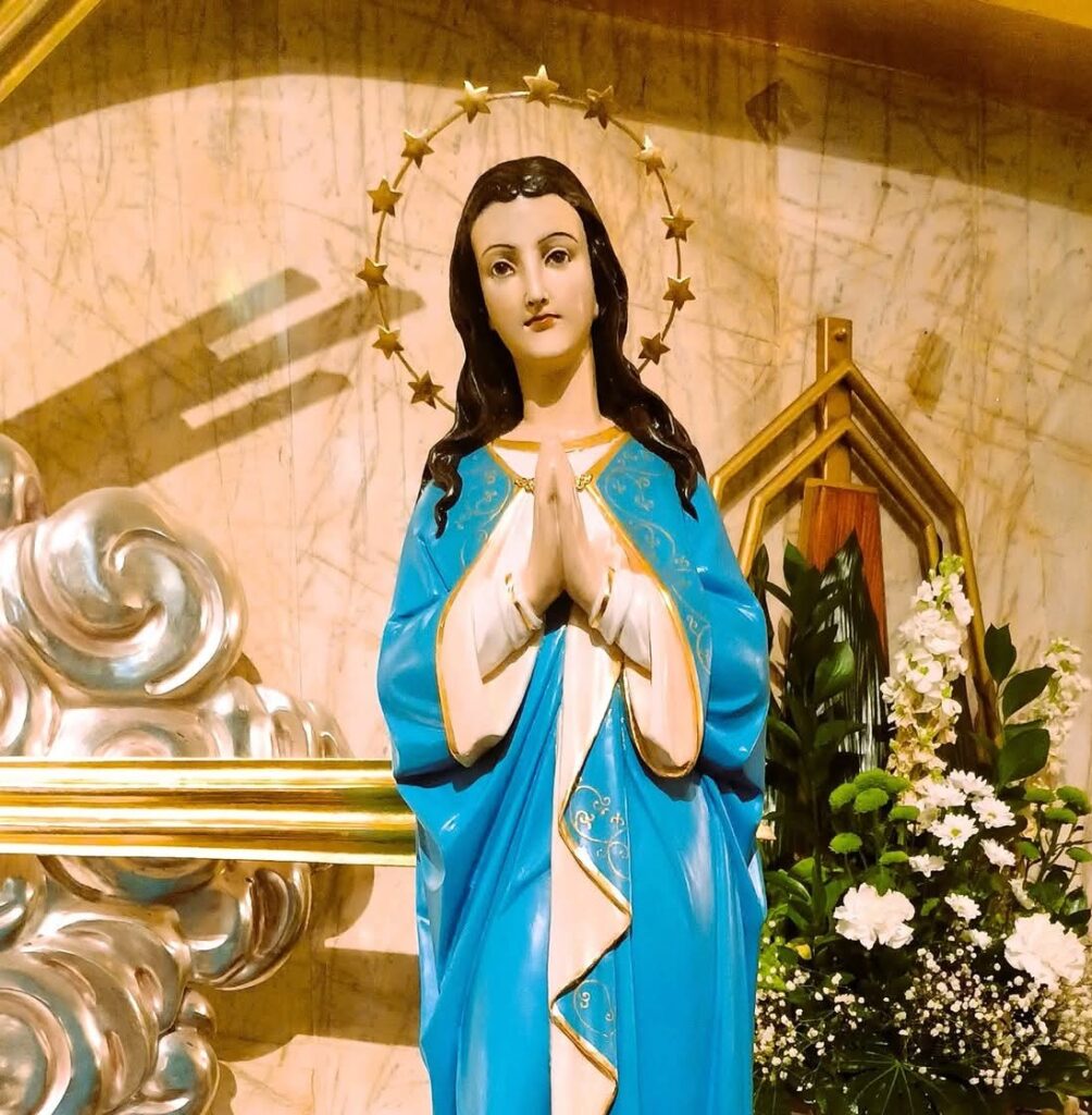 Figura Matki Bożej